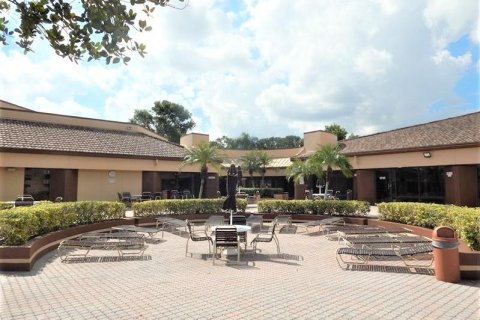 Condo in Sunrise, Florida, 1 bedroom  № 1182231 - photo 17