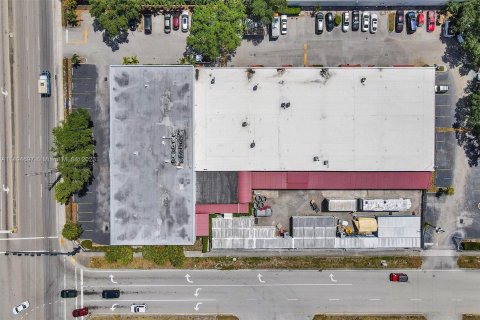 Commercial property in Hollywood, Florida № 868163 - photo 18