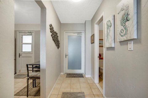 Condo in Fort Lauderdale, Florida, 1 bedroom  № 954812 - photo 15