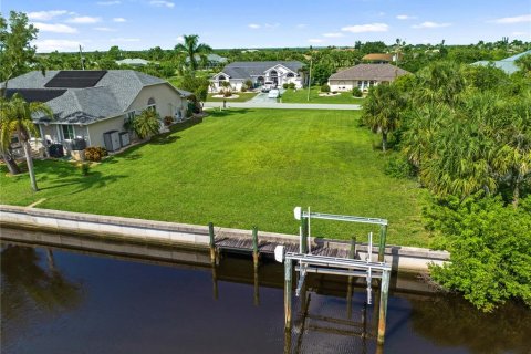 Terreno en venta en Port Charlotte, Florida № 1283018 - foto 6