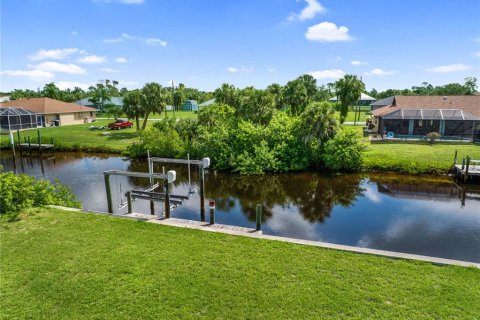 Terreno en venta en Port Charlotte, Florida № 1283018 - foto 7