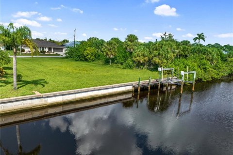 Terreno en venta en Port Charlotte, Florida № 1283018 - foto 4