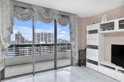 Copropriété à vendre à Aventura, Floride: 2 chambres, 126.81 m2 № 1370334 - photo 23