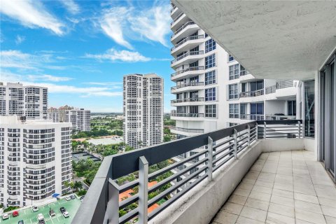 Copropriété à vendre à Aventura, Floride: 2 chambres, 126.81 m2 № 1370334 - photo 25