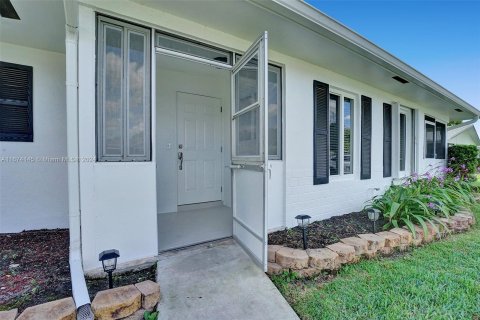 Copropriété à vendre à Plantation, Floride: 2 chambres, 98.94 m2 № 1397571 - photo 4