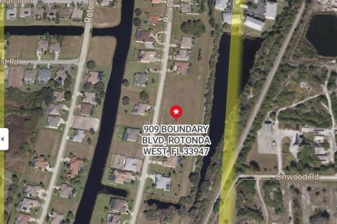 Land in Rotonda, Florida № 992517 - photo 1