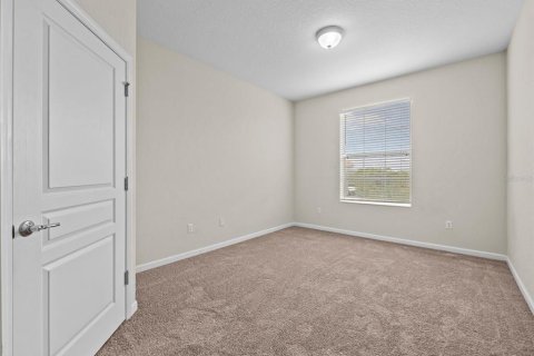 Condo in Davenport, Florida, 3 bedrooms  № 1363675 - photo 15