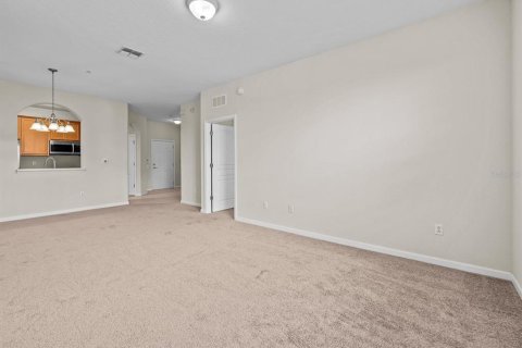 Condo in Davenport, Florida, 3 bedrooms  № 1363675 - photo 8