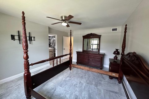 Condo in Tamarac, Florida, 2 bedrooms  № 1154150 - photo 4