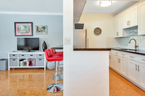 Condo in Delray Beach, Florida, 1 bedroom  № 1154151 - photo 20