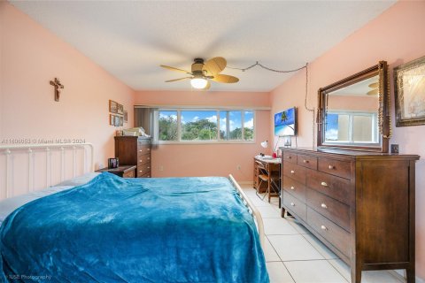 Condominio en venta en Pembroke Pines, Florida, 2 dormitorios, 112.13 m2 № 1226504 - foto 7
