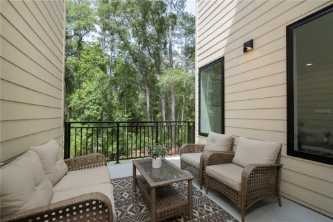 Condo in Gainesville, Florida, 3 bedrooms  № 570535 - photo 24