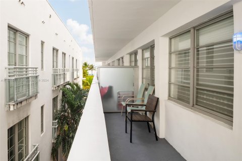 Copropriété à vendre à Miami Beach, Floride: 43.39 m2 № 1328426 - photo 8