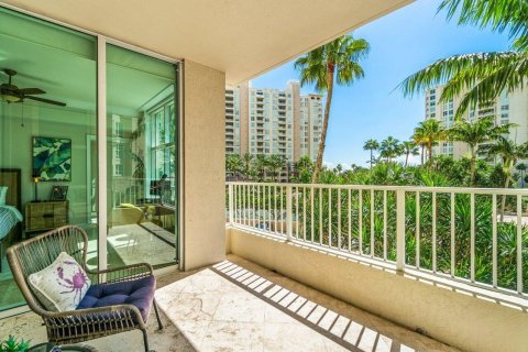 Condominio en venta en Highland Beach, Florida, 2 dormitorios, 211.35 m2 № 752352 - foto 25