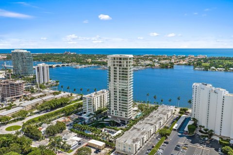 Condominio en venta en West Palm Beach, Florida, 2 dormitorios, 239.41 m2 № 752351 - foto 7