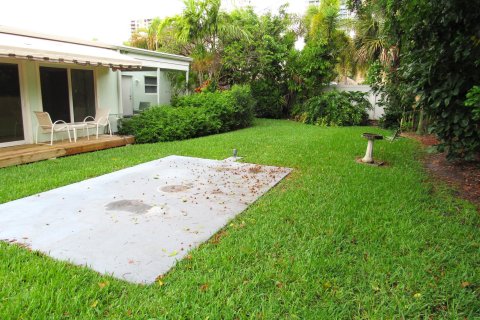 Condo in Riviera Beach, Florida, 2 bedrooms  № 1228605 - photo 2