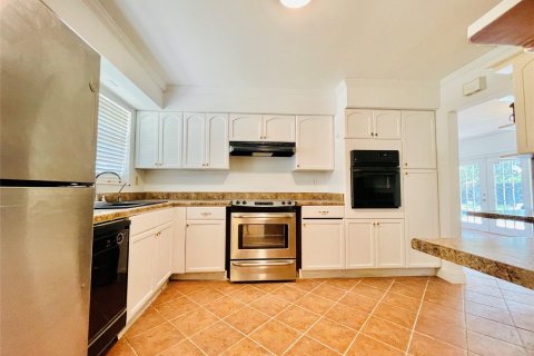 House in Fort Lauderdale, Florida 4 bedrooms, 196.95 sq.m. № 1228640 - photo 28