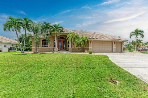 Villa ou maison à vendre à Punta Gorda, Floride: 3 chambres, 202.06 m2 № 1322979 - photo 6