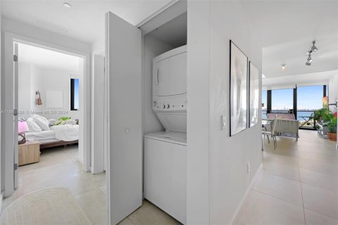 Copropriété à vendre à Miami, Floride: 3 chambres, 103.12 m2 № 1367217 - photo 5