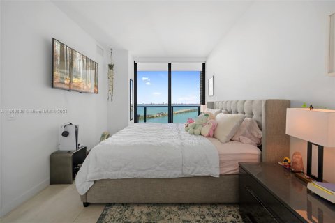 Condo in Miami, Florida, 3 bedrooms  № 1367217 - photo 7