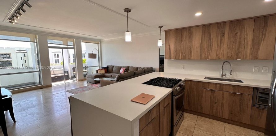 Condo in Coral Gables, Florida, 1 bedroom  № 1367218