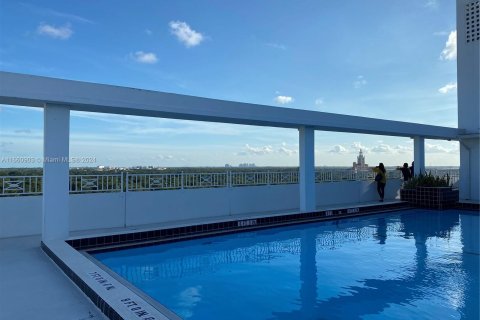 Condo in Coral Gables, Florida, 1 bedroom  № 1367218 - photo 21