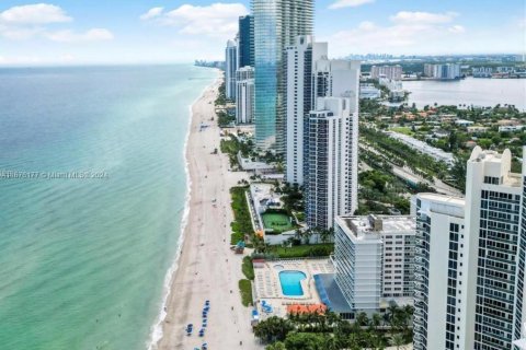 Studio in the Condo in Sunny Isles Beach, Florida  № 1400300 - photo 23