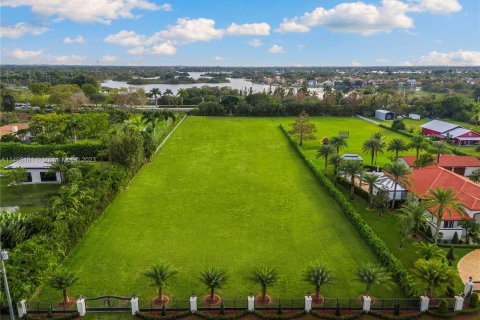 Купить земельный участок в Саутвест-Ранчес, Флорида № 882200 - фото 11