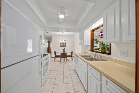 Villa ou maison à vendre à Ocala, Floride: 2 chambres, 98.66 m2 № 1420640 - photo 11