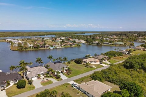 Купить земельный участок в Порт-Шарлотт, Флорида № 213847 - фото 25