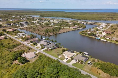 Купить земельный участок в Порт-Шарлотт, Флорида № 213847 - фото 24