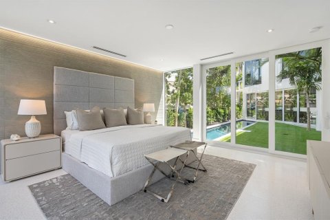 Casa en venta en Fort Lauderdale, Florida, 4 dormitorios, 386.19 m2 № 693351 - foto 25