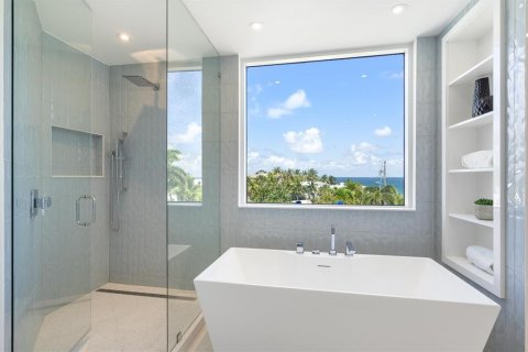 Casa en venta en Fort Lauderdale, Florida, 4 dormitorios, 386.19 m2 № 693351 - foto 5