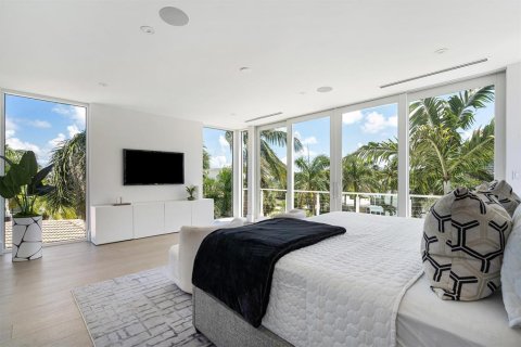 Casa en venta en Fort Lauderdale, Florida, 4 dormitorios, 386.19 m2 № 693351 - foto 10