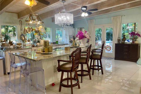 Villa ou maison à vendre à St. Lucie, Floride: 5 chambres, 488.67 m2 № 874040 - photo 26