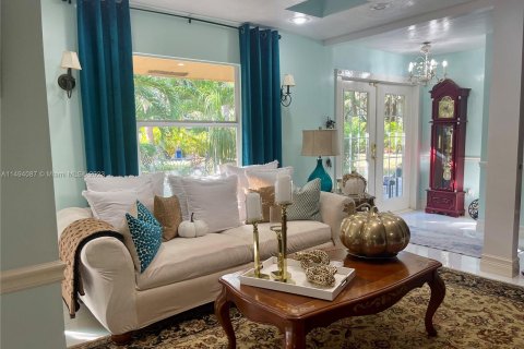 Casa en venta en St. Lucie, Florida, 5 dormitorios, 488.67 m2 № 874040 - foto 13