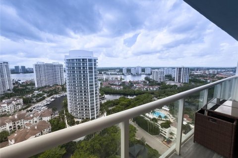 Copropriété à vendre à Aventura, Floride: 2 chambres, 140.1 m2 № 1367579 - photo 10