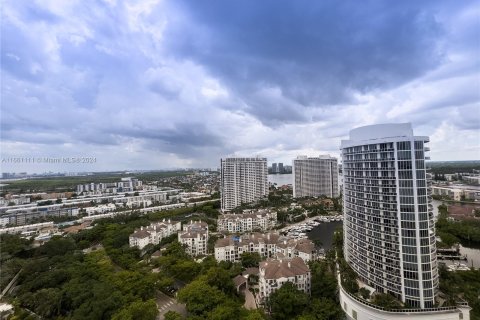 Condo in Aventura, Florida, 2 bedrooms  № 1367579 - photo 8