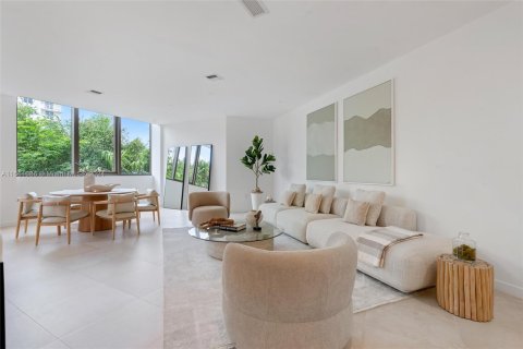 Condominio en venta en Bay Harbor Islands, Florida, 3 dormitorios, 216.74 m2 № 1367577 - foto 3