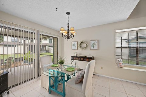 Touwnhouse à vendre à Apopka, Floride: 2 chambres, 113.62 m2 № 1366588 - photo 9