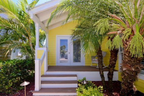 Villa ou maison à louer à Jensen Beach, Floride: 3 chambres, 144.93 m2 № 805130 - photo 11