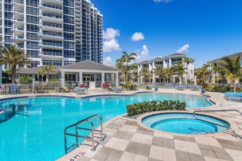Condominio en venta en North Palm Beach, Florida, 3 dormitorios, 215.25 m2 № 805078 - foto 5