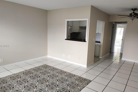 Condominio en venta en West Palm Beach, Florida, 1 dormitorio, 61.59 m2 № 5955 - foto 3
