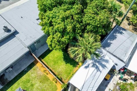 Commercial property in West Palm Beach, Florida 170.29 sq.m. № 1139399 - photo 13