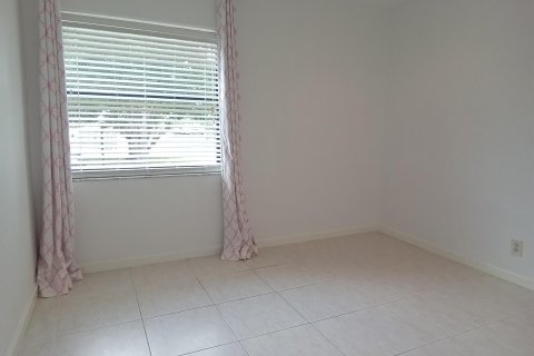 Condo in Palm Beach Gardens, Florida, 2 bedrooms  № 1175387 - photo 13