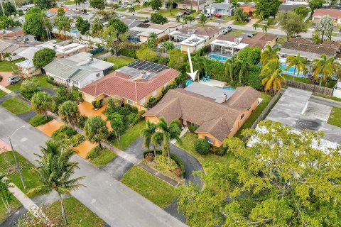 Villa ou maison à vendre à Hollywood, Floride: 3 chambres, 179.3 m2 № 1179794 - photo 18