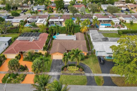 Villa ou maison à vendre à Hollywood, Floride: 3 chambres, 179.3 m2 № 1179794 - photo 19