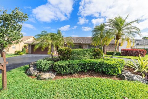 Villa ou maison à vendre à Coral Springs, Floride: 4 chambres, 291.06 m2 № 1160542 - photo 8