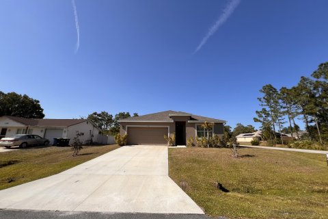 House in Palm Bay, Florida 4 bedrooms, 170.01 sq.m. № 1133087 - photo 20