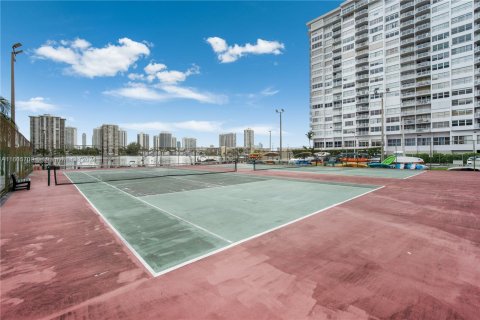 Condo in Aventura, Florida, 1 bedroom  № 1226223 - photo 20